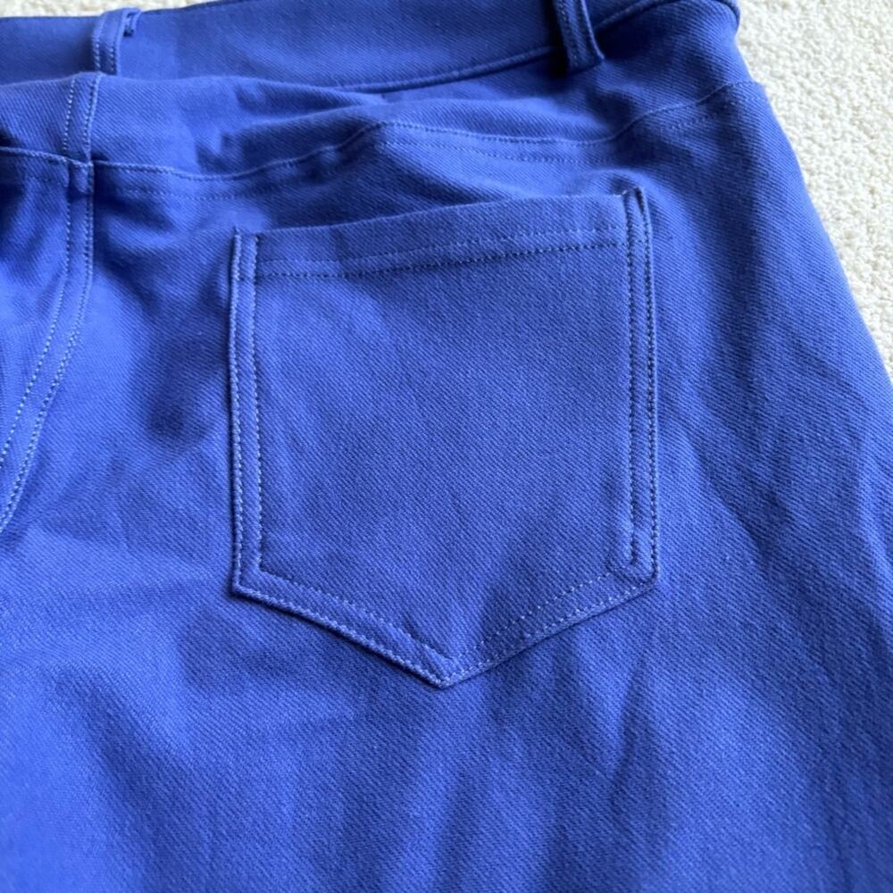 Yelete Solid Straight Leg Crop Pants - Picture 7 of 8
